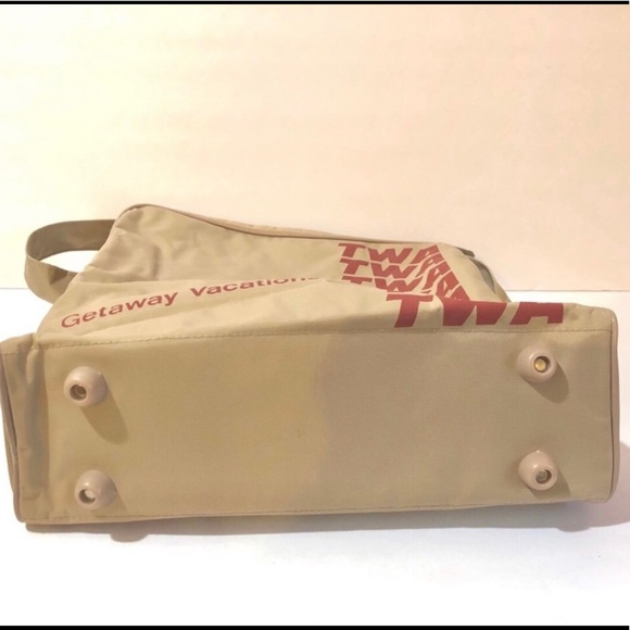 NEW ‘70s Authentic Vintage TWA Airlines Travel Bag Carry On Taupe Red Co… - Picture 4 of 12